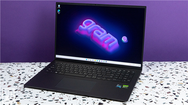 给你的“生产力工具”洗个澡：笔记本电脑清洁保养全攻略(图1)